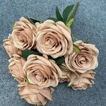 Carregue a imagem na visualização da galeria, Buquê de Rosas Artificiais Elegantes para Decoração de Casamento
