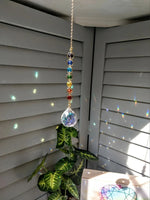 Carregue a imagem na visualização da galeria, Suncatcher de Cristal Arco-Íris para Meditação e Decoração
