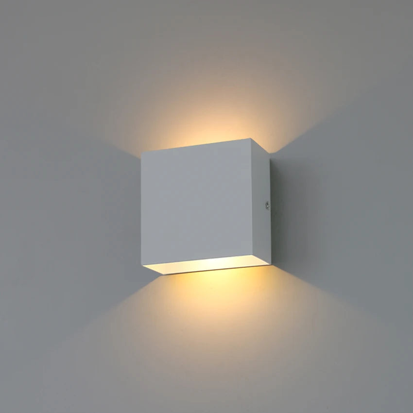 Arandela Minimalista LED 6W: Elegância e Eficiência na Iluminação