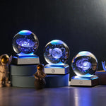 Carregue a imagem na visualização da galeria, Luminária 3D Galáxia: Atmosfera Mágica para Sua Mesa Loja Salve Decor
