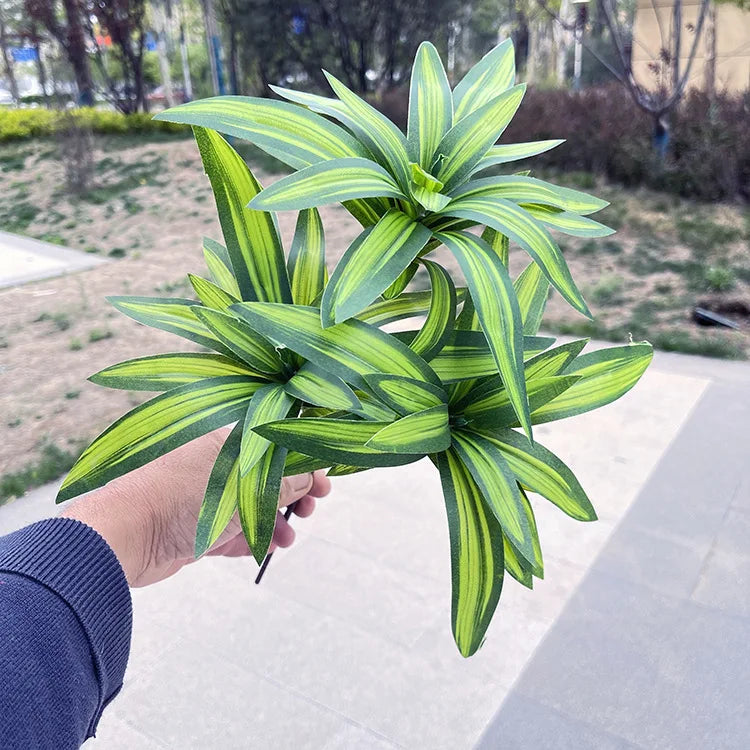 Lírios Artificiais Decorativos - Beleza e Praticidade