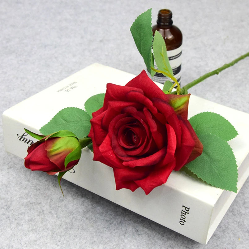 Rosas de Seda Artificiais para Decoração Elegante