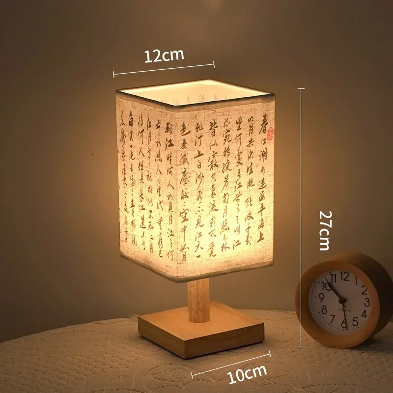 Luminária de Mesa LED Regulável com Abajur de Tecido