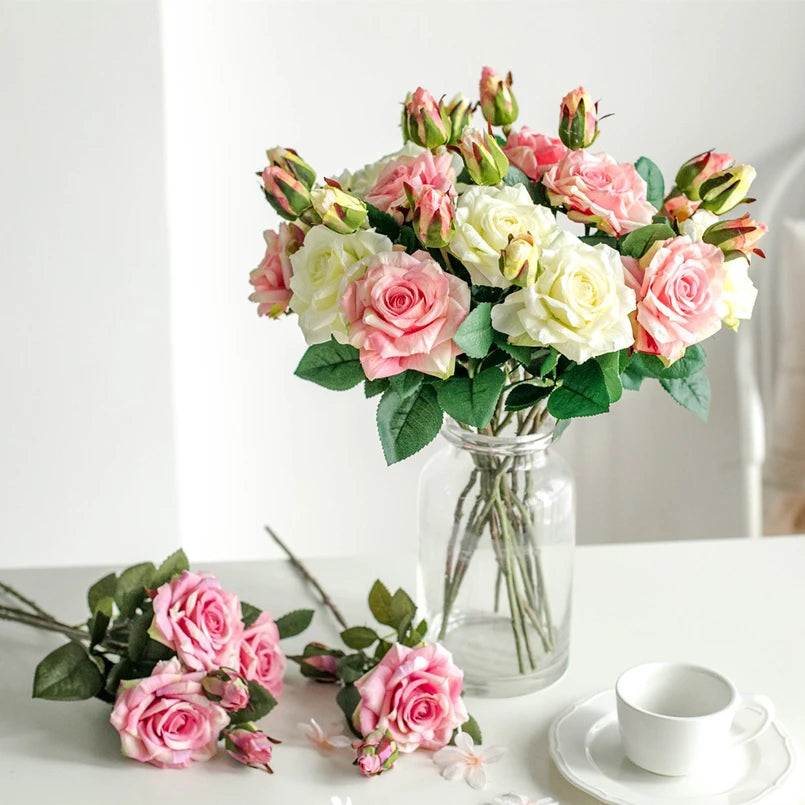 Rosas de Seda Artificiais para Decoração Elegante