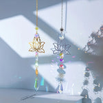 Carregue a imagem na visualização da galeria, Suncatcher de Metal e Cristal: Charme e Luz para Sua Casa
