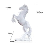 Carregue a imagem na visualização da galeria, Escultura de Cavalo em Resina: Elegância e Inspiração para Sua Decoração
