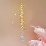 Carregue a imagem na visualização da galeria, Decoração Espiral Arco-Íris com Cristal Suncatcher
