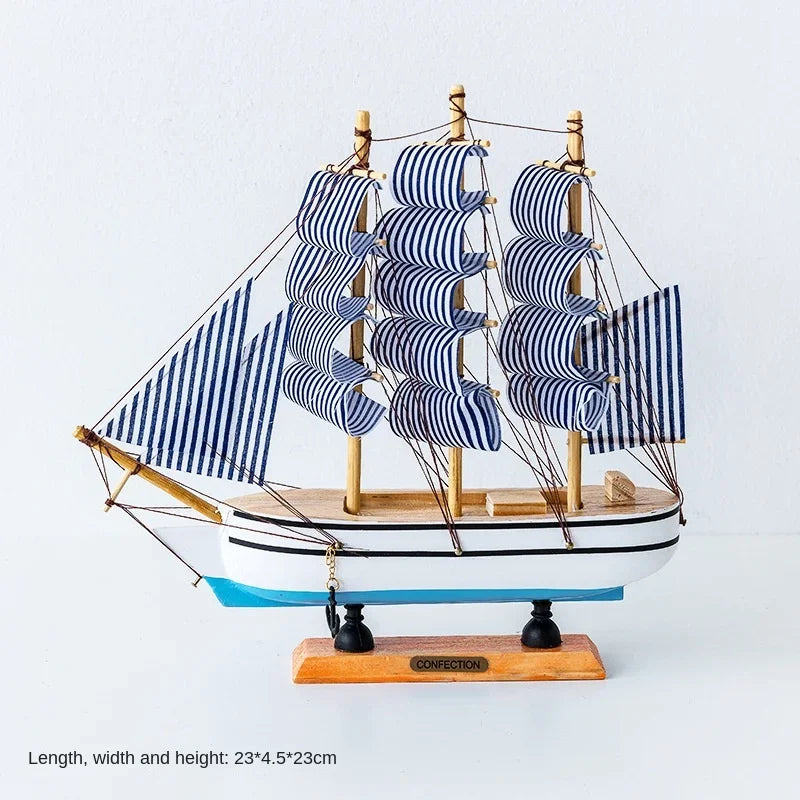 Modelo Decorativo de Veleiro em Madeira para Ambientes Náuticos