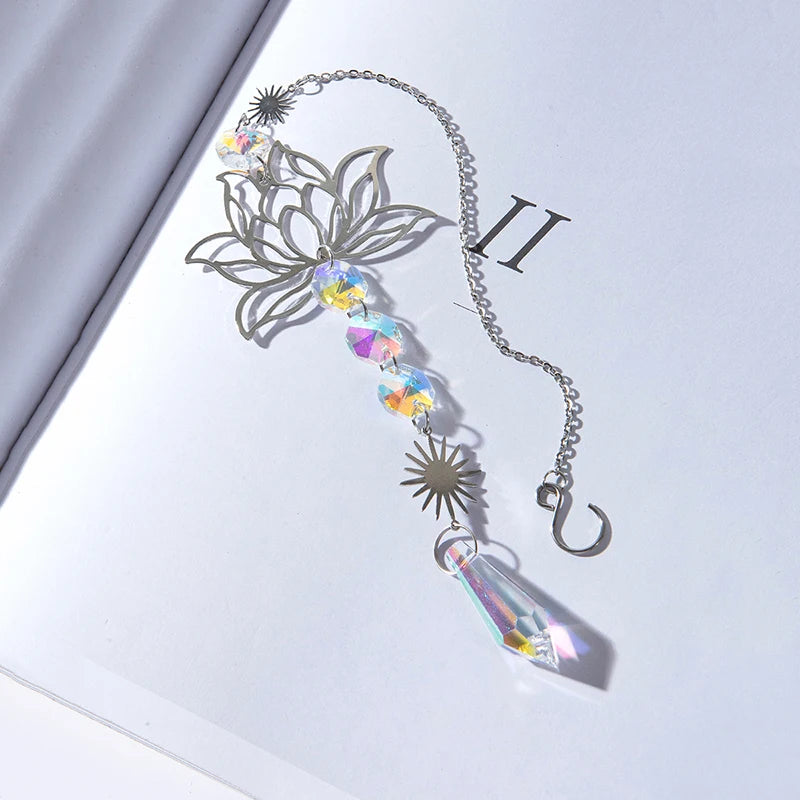 Suncatcher de Metal e Cristal: Charme e Luz para Sua Casa