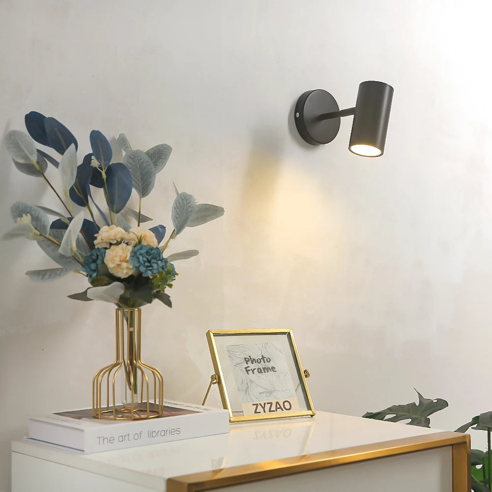 Luminária de Parede Moderna com LED Ajustável