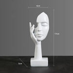 Carregue a imagem na visualização da galeria, Estátuas Abstratas de Resina: Elegância e Arte para Sua Decoração
