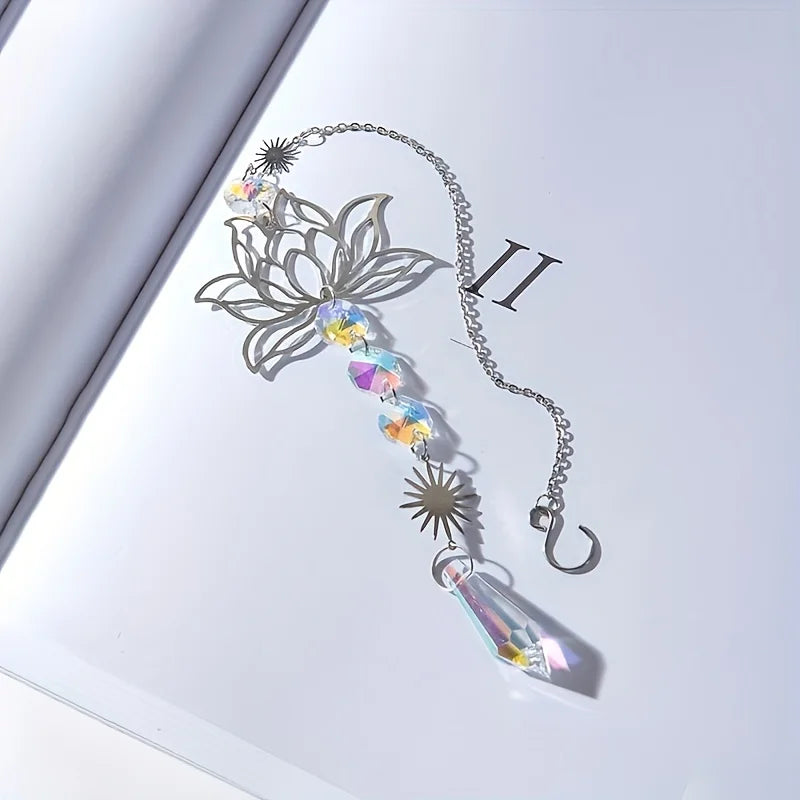 Suncatcher de Metal e Cristal: Charme e Luz para Sua Casa