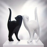 Carregue a imagem na visualização da galeria, Estátuas de Gato em Resina para Decoração Elegante
