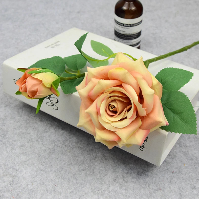 Rosas de Seda Artificiais para Decoração Elegante