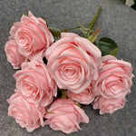 Carregue a imagem na visualização da galeria, Buquê de Rosas Artificiais Elegantes para Decoração de Casamento
