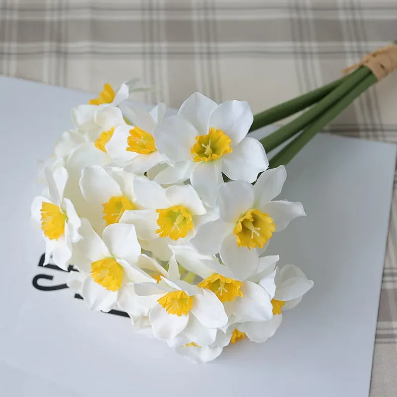 Bouquet de Narcisos de Seda para Decoração Elegante