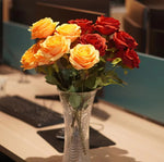 Carregue a imagem na visualização da galeria, Buquê de Rosas Artificiais Elegantes para Decoração de Casamento
