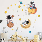 Carregue a imagem na visualização da galeria, Adesivos de Parede Infantis Astronauta e Planetas - Decoração Criativa
