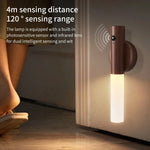 Carregue a imagem na visualização da galeria, Luminária LED Sensor de Movimento Recarregável
