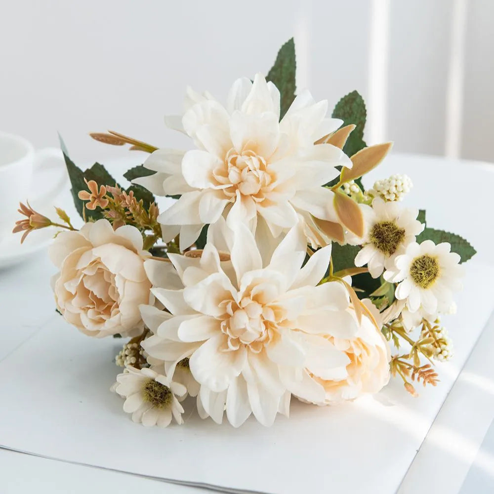 Buquê de Flores Artificiais de Seda para Decoração Elegante