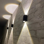 Carregue a imagem na visualização da galeria, Lâmpada de Parede LED à Prova d&#39;Água para Ambientes Externos
