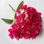 Carregue a imagem na visualização da galeria, Bougainvillea Artificial para Decoração Elegante
